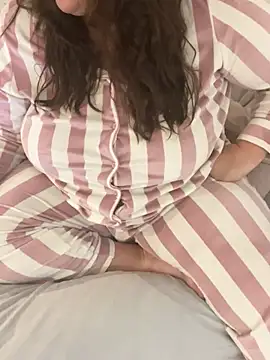 sweeti Em online show from 01-31-26, 07:12