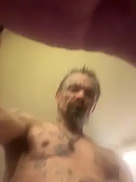 Snapshot of juggz6969 chatting on 11-05-25, 04:59 juggz6969 online show from 11-05-25, 04:59