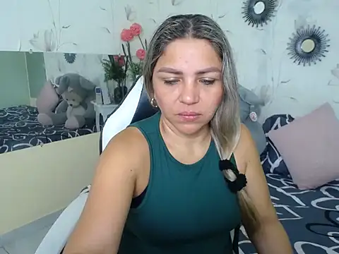 cum bigass online show from 12-04-25, 12:15