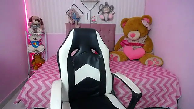 cum bigass online show from 09-19-25, 12:31