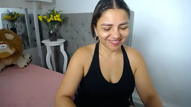 Snapshot of cum_bigass chatting on 07-12-26, 11:55 cum bigass online show from 07-12-26, 11:55