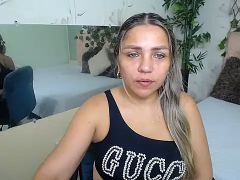 cum bigass online show from 04-21-26, 12:23