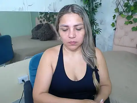 cum bigass online show from 04-19-26, 12:28