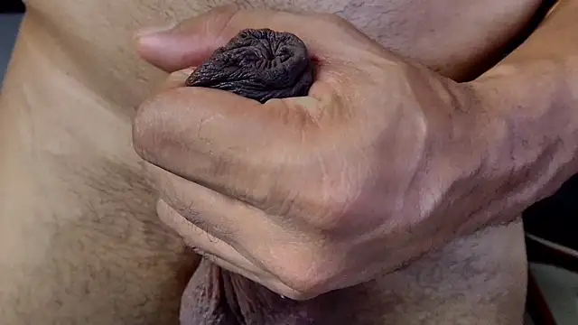 tyler hank01 online show from 03-04-25, 04:20