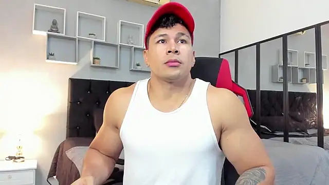 tyler hank01 online show from 12-17-25, 08:47