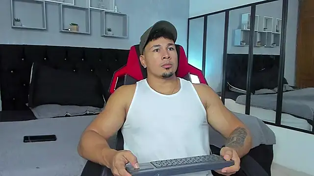 tyler hank01 online show from 10-30-25, 06:16