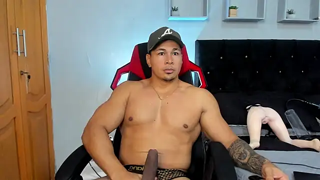 tyler hank01 online show from 11-29-25, 11:21