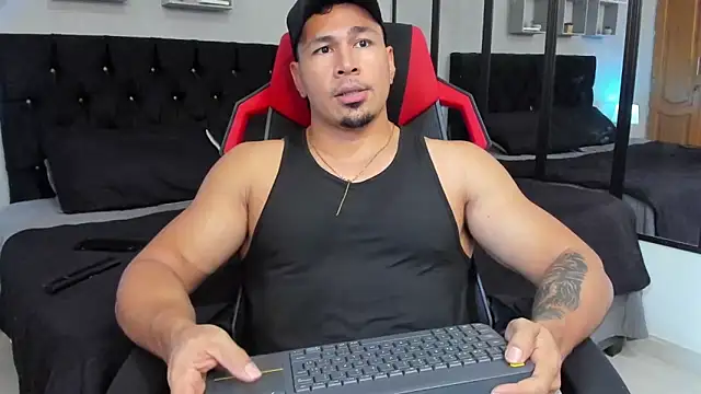 tyler hank01 online show from 03-01-26, 06:41