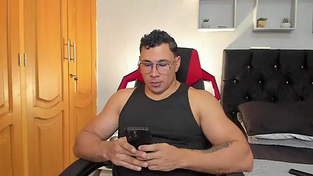 tyler hank01 online show from 03-29-26, 07:26