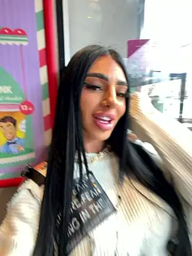 Britney Charm  online show from 01-18-26, 09:56