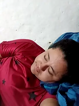 Snapshot of Monseratte21 chatting on 02-22-25, 04:51 Monseratte21 online show from 02-22-25, 04:51