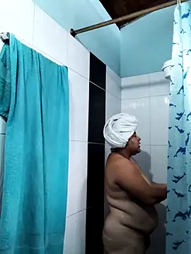 Snapshot of Monseratte21 chatting on 03-01-25, 08:32 Monseratte21 online show from 03-01-25, 08:32