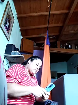 Snapshot of Monseratte21 chatting on 03-14-25, 08:17 Monseratte21 online show from 03-14-25, 08:17