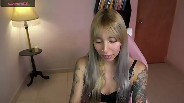 Saucy Jenn online show from 02-15-26, 11:47