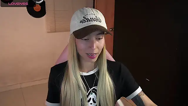 Saucy Jenn online show from 06-21-26, 03:56