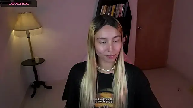 Saucy Jenn online show from 01-15-26, 03:32