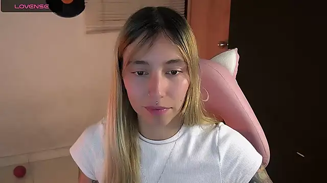 Saucy Jenn online show from 06-20-26, 03:55