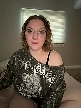 EmmieRae online show from 05-16-26, 10:36