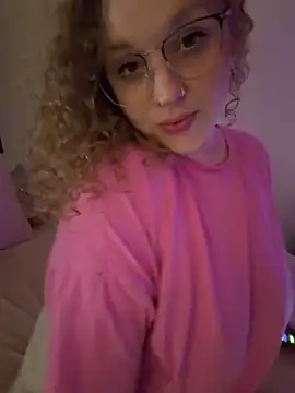 EmmieRae online show from 02-21-26, 02:02