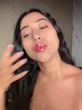 Valentinne z online show from 05-08-26, 10:19