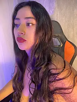 Valentinne z online show from 02-14-26, 08:25