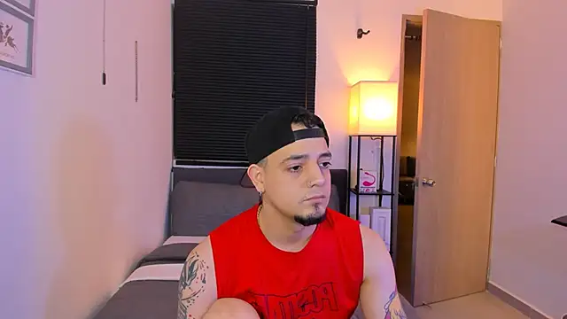 alejandro calderon1 online show from 04-13-26, 03:54