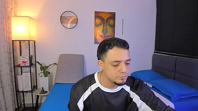 Snapshot of alejandro_calderon1 chatting on 06-01-26, 04:13 alejandro calderon1 online show from 06-01-26, 04:13