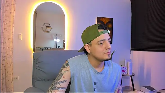 Snapshot of alejandro_calderon1 chatting on 02-26-26, 06:02 alejandro calderon1 online show from 02-26-26, 06:02