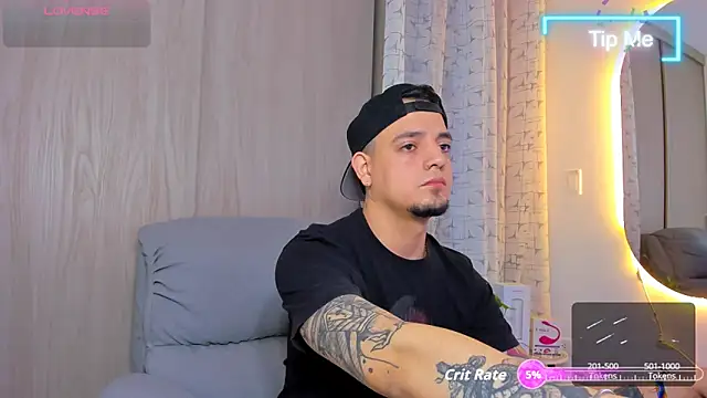 Snapshot of alejandro_calderon1 chatting on 10-04-25, 06:37 alejandro calderon1 online show from 10-04-25, 06:37