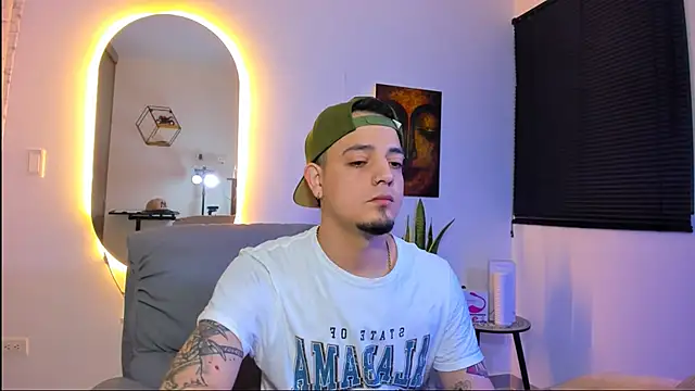 Snapshot of alejandro_calderon1 chatting on 02-13-26, 06:35 alejandro calderon1 online show from 02-13-26, 06:35