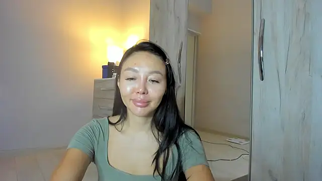 keiko hot online show from 04-19-26, 02:45
