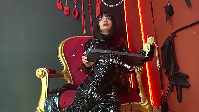 Snapshot of amy-mistress chatting on 02-17-25, 02:31 amy-mistress online show from 02-17-25, 02:31