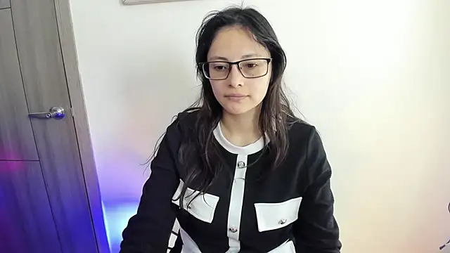 Snapshot of Kyomi_chang chatting on 07-04-26, 12:43 Kyomi chang online show from 07-04-26, 12:43