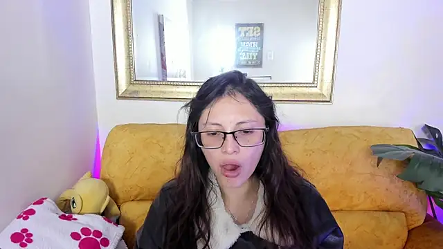 Snapshot of Kyomi_chang chatting on 06-03-26, 01:01 Kyomi chang online show from 06-03-26, 01:01