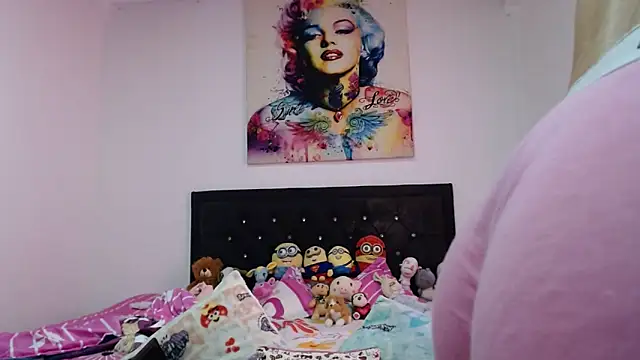 Snapshot of aleera_starxx982 chatting on 03-15-25, 09:49 aleera starxx982 online show from 03-15-25, 09:49