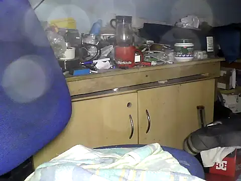 SkaterHun online show from 09-10-25, 08:35