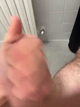 MagicKenzo99 online show from 10-18-25, 04:42