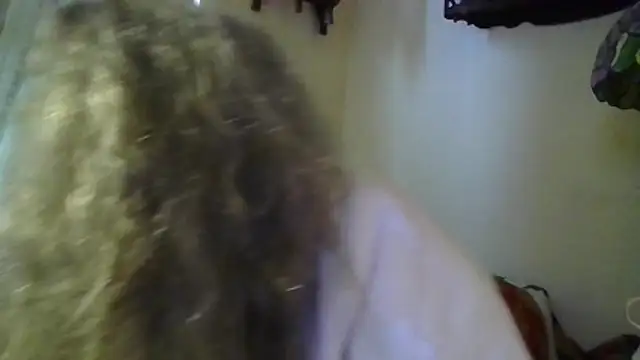 Snapshot of DestineeLoverGirl chatting on 04-02-26, 01:40 DestineeLoverGirl online show from 04-02-26, 01:40