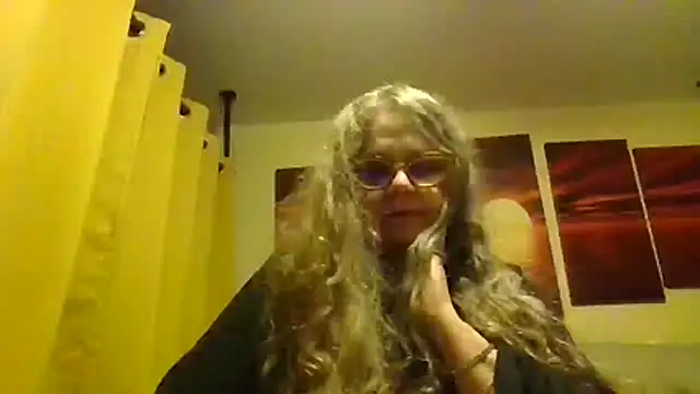 Snapshot of DestineeLoverGirl chatting on 06-19-26, 09:59 DestineeLoverGirl online show from 06-19-26, 09:59