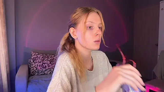 Chanel Gill online show from 09-29-25, 06:53