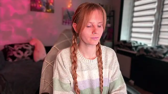 Chanel Gill online show from 01-11-26, 11:50