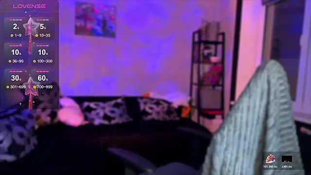 Chanel Gill online show from 11-30-25, 01:17