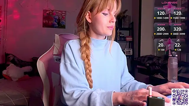 Chanel Gill online show from 04-10-26, 09:11