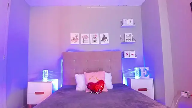 EmilyCoast-1 online show from 03-16-26, 07:27