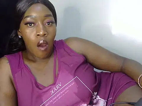 Sweettkendy online show from 06-14-26, 05:47