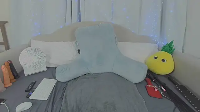 MeghanXO online show from 02-11-26, 11:37