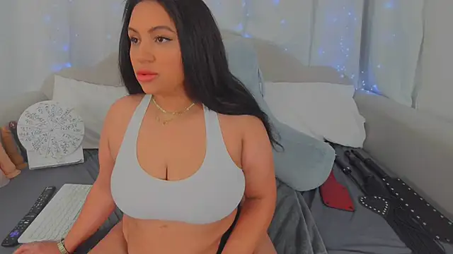 MeghanXO online show from 02-05-26, 02:35