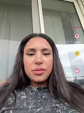 Snapshot of MeghanXO chatting on 07-04-26, 02:21 MeghanXO online show from 07-04-26, 02:21