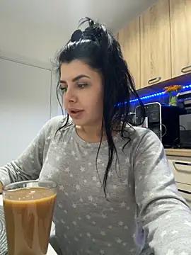 Scarlett-Dream online show from 10-15-25, 05:17