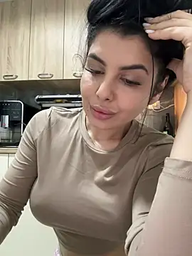 Scarlett-Dream online show from 01-26-25, 01:58